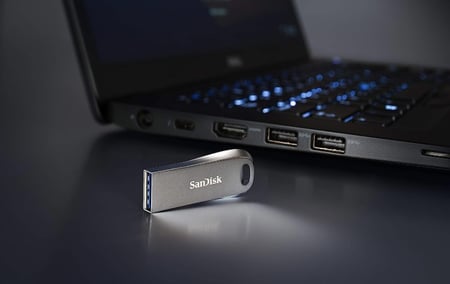 ذاكرة فلاش الترا لوكس 32Gb بمنفذ USB 3.1 جيل 1 من سانديسك، Sdcz74-032G-G46