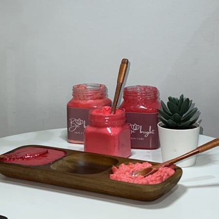 مجموعة العنايه بالاقدام