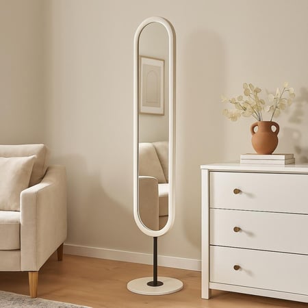 مرآة أرضية بإطار بيضاوي أنيق ولمسة عصرية، تضيف لمسة فاخرة لأي مساحة