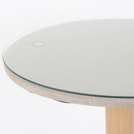 طقم طاوله مع مقعدين - لون بيج - قواعد خشب