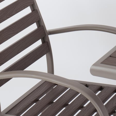 طقم جلسة خارجية - كرسيين وطاولة - لون بني