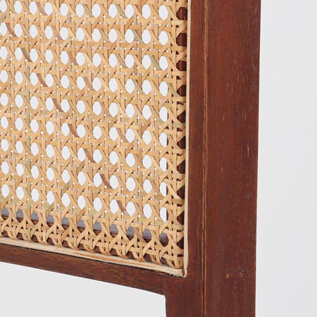 طاولة خدمة خشب هندي بسطح رتان