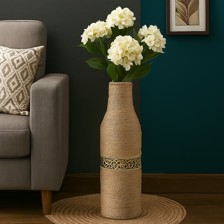 مزهرية بوهيمية أنيقة بتفاصيل ذهبية فاخرة