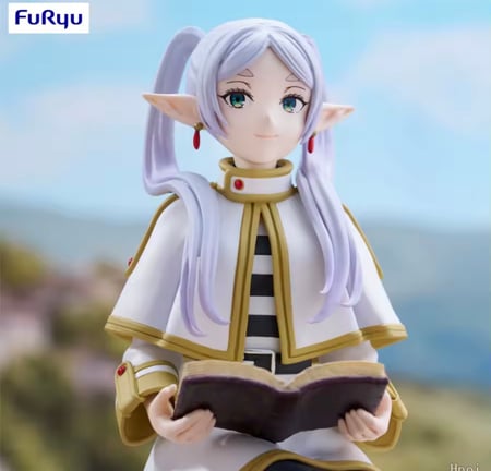 Souou No Frieren figure /مجسم فريرين كتاب