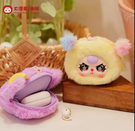 Baby Three Storage Pouches/ بيبي ثري على شكل محفظة