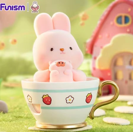 Momo Bunny Strawberry Town
