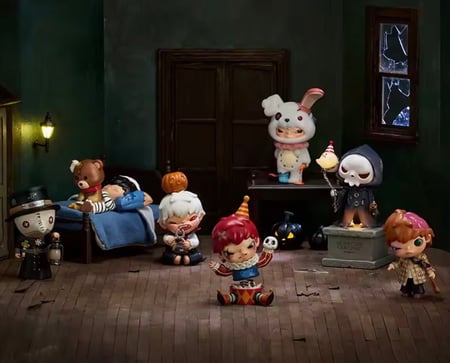 Hirono Monster Carnival Popmart