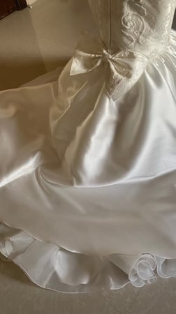 فستان أخت العروسه