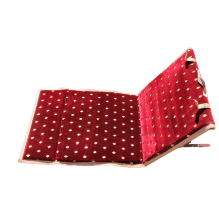 مسند ظهر 50 سم نقشة احمر منقط