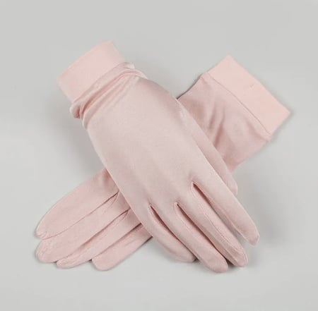 قفاز حرير  التوت  للوقاية من الشمس