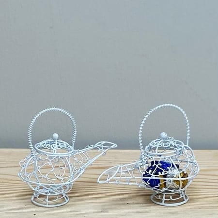 توزيعات مناسبات مصباح علاء الدين ابيض 12 حبة