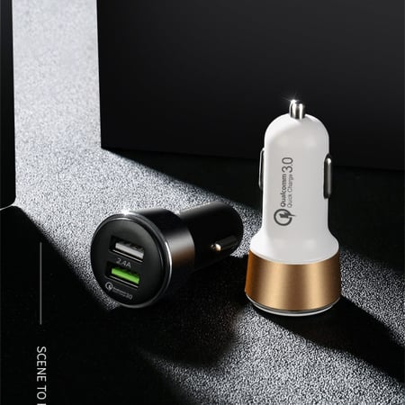 شاحن ولاعة بتقنية Q3 بقوة 30W مع اضاءة ماركة جوروم cc-032