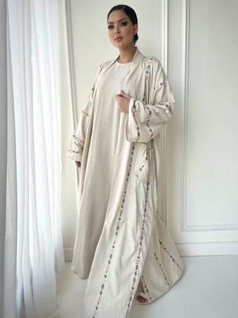 عباية قطعتين