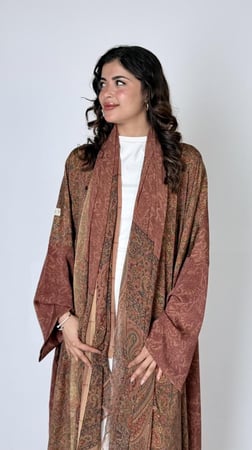 عبايات حرير بالرياض