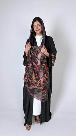 عبايات حرير بالسعودية