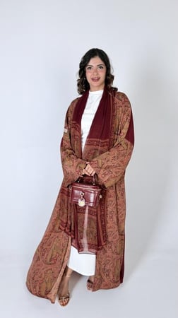 عبايات حرير جدة