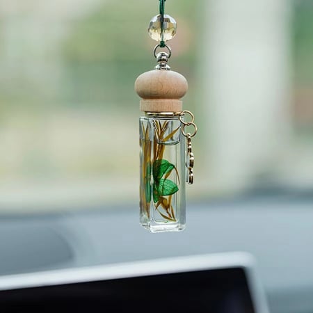 معطر سيارات معلّق