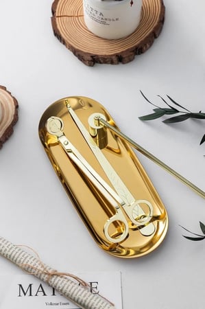 ادوات الشموع