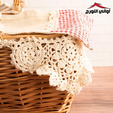 سلة خيزران مع غطاء قماش