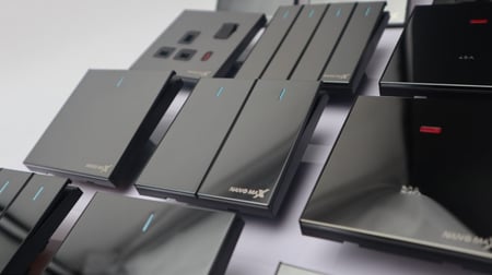 مفتاح مجوز اسود مرايا بيانو