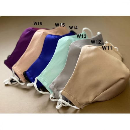 كمامات مزينة بكريستالات (الحبة)