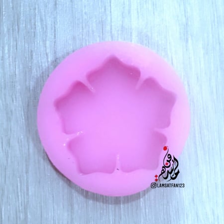 قالب الوردة الخماسية عرضها 5 سم - السمك 1 سم