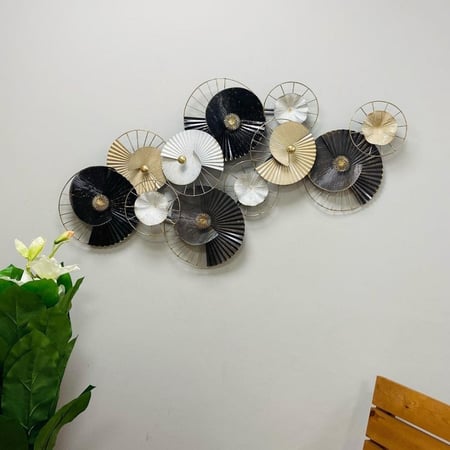 لوحة جدارية حديد ملون