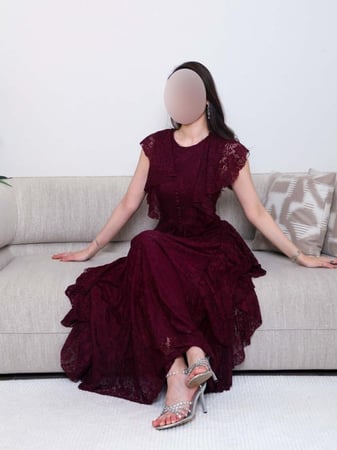 فستان سهرة ناعم دانتيل لون برغندي