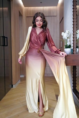 فستان سهرة كريب ساتان بتصميم لف ودرابيه فخم