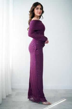 فستان سهرة برغندي أوف شولدر بتفاصيل لامعة أنيقة