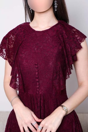 فستان سهرة ناعم دانتيل لون برغندي