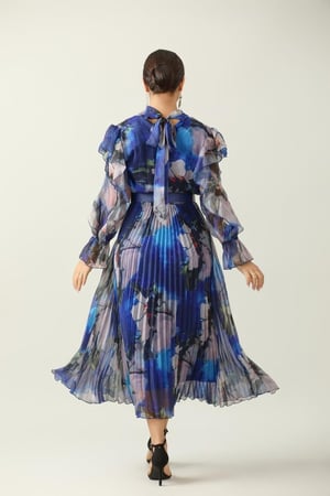 فستان ميدي بلاسية مشجر