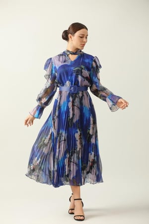 فستان ميدي بلاسية مشجر