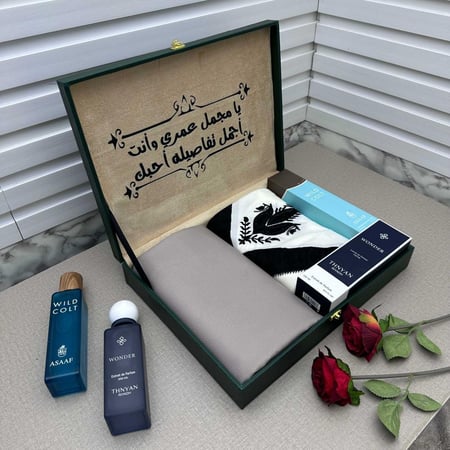 بكس رجالي فاخر — طقم هدايا مميز بتصميم راقٍ وجودة عالية