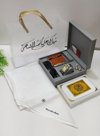 تنسيق هدايا رجالية فخمة في رمضان