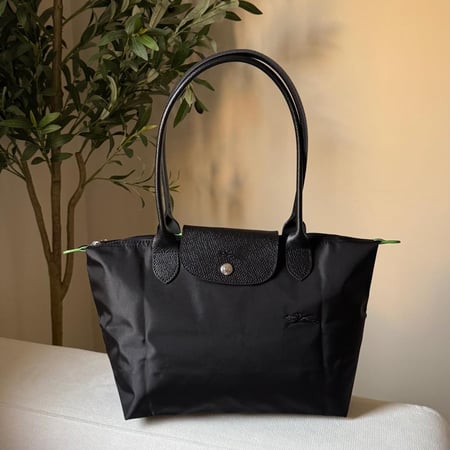 لونق شامب ميديم Longchamp-M