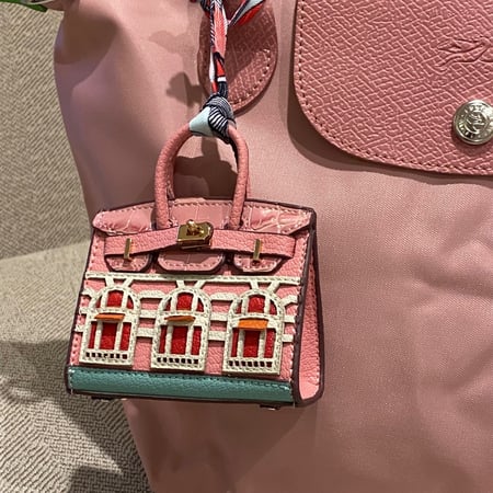 ميدالية بيركن - متجر شنط ذا ترند