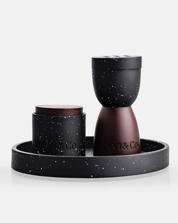 طقم مبخرة وعلبة بخور على صينية فاخرة