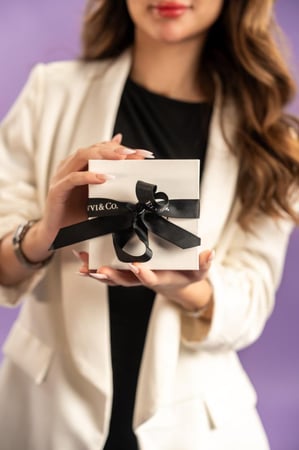 ساعة نسائية جلد من الفي