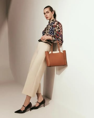 شنطة نسائية جلد لشخصية واثقة