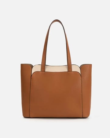 شنطة نسائية جلد لشخصية واثقة