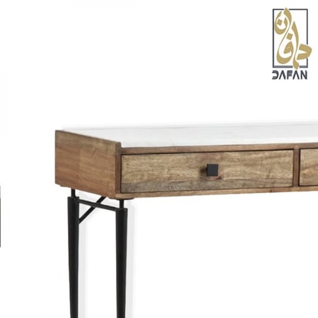 طاولة مدخل خشب هندي طبيعي بدرجين وسطح رخام أبيض وقاعدة معدنية سوداء