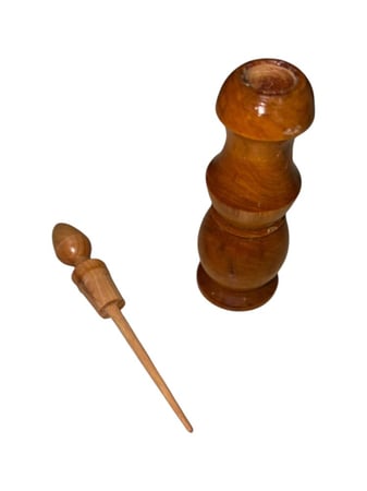 كحل الإثمد الأحمر الأصفهاني من متجر عشبة – كحل طبيعي أصلي لتقوية البصر