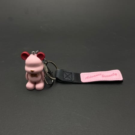 ميدالية مفاتيح من الجلد الفاخر XBOOM