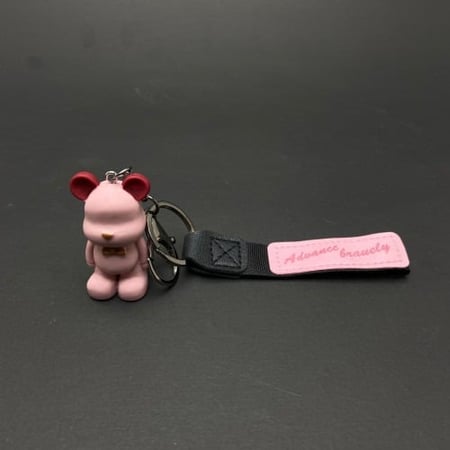 ميدالية مفاتيح من الجلد الفاخر XBOOM