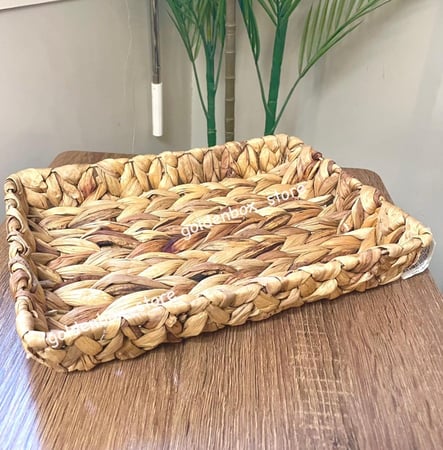 سلة تقديم من الخوص