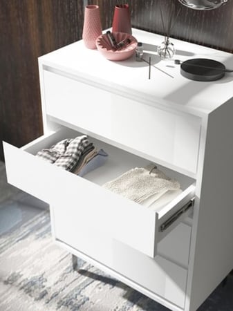 خزانة فاخرة