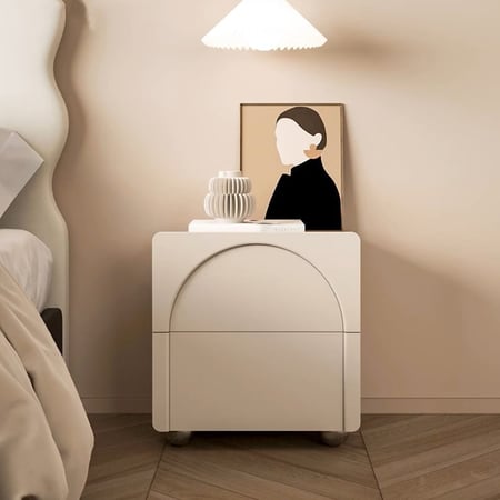 طاولة جانبية