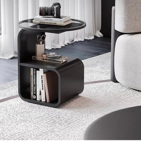 طاولة جانبيه