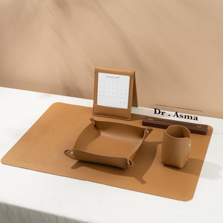 مجموعة جلديات مكتبية - بني